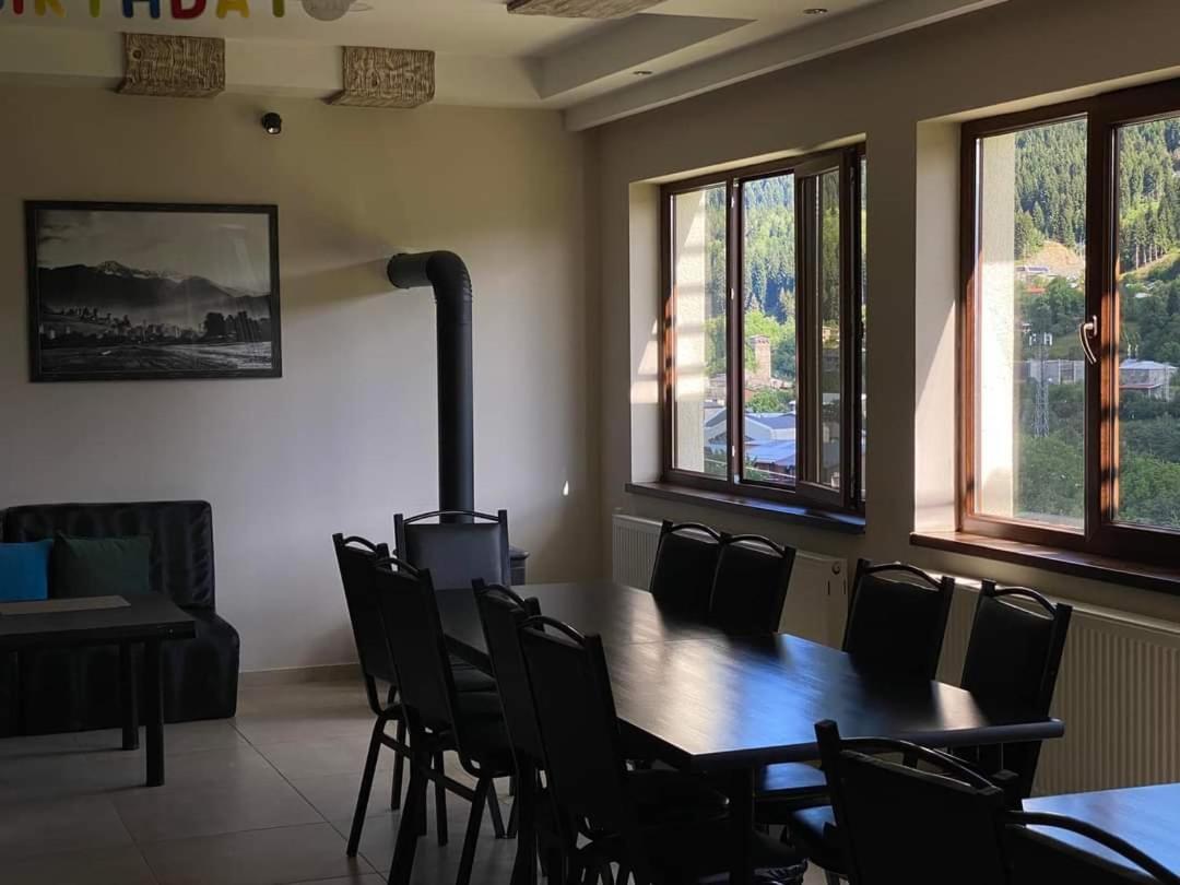 Roza'S Guest House Mestia Luaran gambar